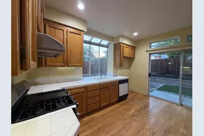 5417 Ridgewood Dr, Fremont, CA 94555 - Photo 14