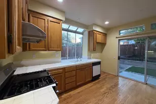 5417 Ridgewood Dr, Fremont, CA 94555 - Photo 14