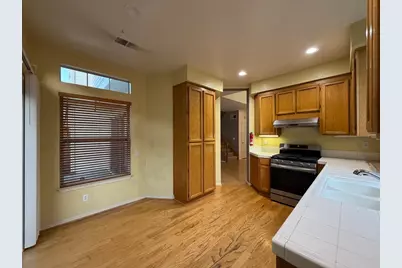 5417 Ridgewood Dr, Fremont, CA 94555 - Photo 16