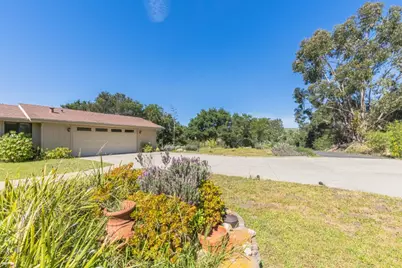 169 Old Stage Rd, Salinas, CA 93908 - Photo 2
