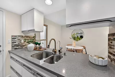 225 Red Oak Dr H, Sunnyvale, CA 94086 - Photo 4