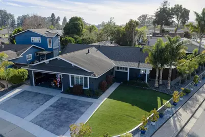 213 Cortez St, Capitola, CA 95010 - Photo 2