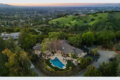 15715 Gum Tree Ln, Los Gatos, CA 95032 - Photo 148