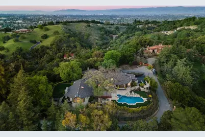 15715 Gum Tree Ln, Los Gatos, CA 95032 - Photo 146