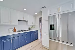 22136 Dean Ct, Cupertino, CA 95014 - Photo 18