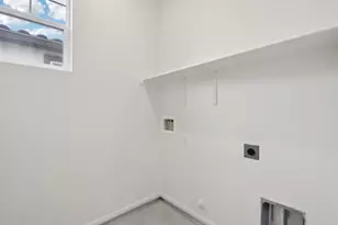 2211 Daisy Dr, Hollister, CA 95023 - Photo 14