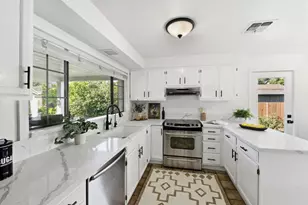 3505 Kersey Ln, Sacramento, CA 95864 - Photo 16