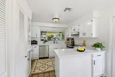 3505 Kersey Ln, Sacramento, CA 95864 - Photo 16