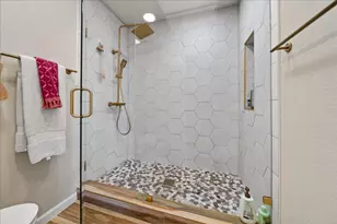 345 Donnas Ln, Hollister, CA 95023 - Photo 32