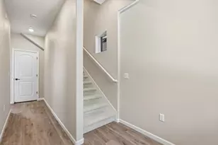 715 Altino Blvd, San Jose, CA 95136 - Photo 2
