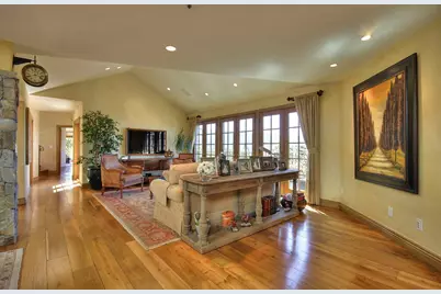 15668 Bohlman Rd, Saratoga, CA 95070 - Photo 10