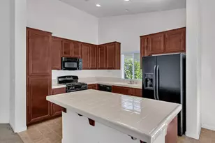 29471 Sonora Dr, Santa Nella, CA 95322 - Photo 12