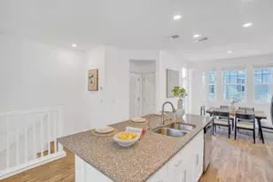 229 Orbit Wy, Mountain View, CA 94043 - Photo 10