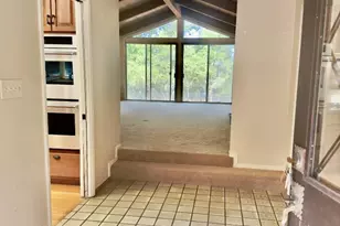 46 Morse Ln, Redwood City, CA 94062 - Photo 2