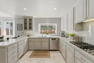 1252 Montcourse Ln, San Jose, CA 95131 - Photo 20