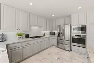 1252 Montcourse Ln, San Jose, CA 95131 - Photo 16