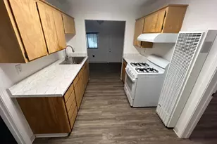 212 F St, Los Banos, CA 93635 - Photo 4