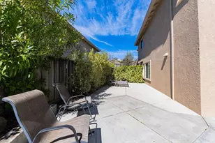25215 Azalea Ct, Salinas, CA 93908 - Photo 18