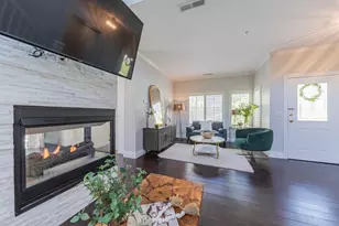 25215 Azalea Ct, Salinas, CA 93908 - Photo 8