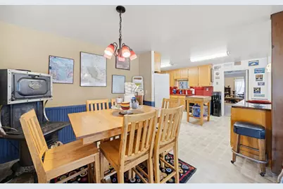 805 Iverson St, Salinas, CA 93901 - Photo 10