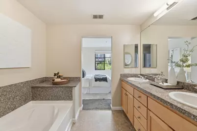 800 N 8th St 220, San Jose, CA 95112 - Photo 14