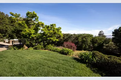 10669 Magdalena Rd, Los Altos Hills, CA 94024 - Photo 40