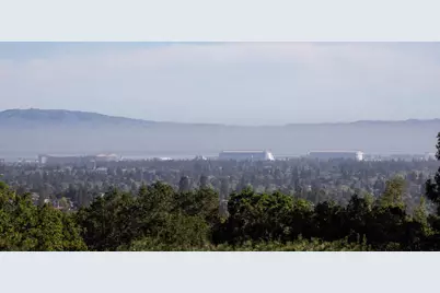 10669 Magdalena Rd, Los Altos Hills, CA 94024 - Photo 20