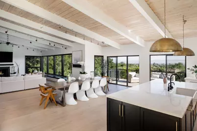 10669 Magdalena Rd, Los Altos Hills, CA 94024 - Photo 4