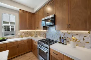4910 Vivi Pl, San Jose, CA 95124 - Photo 16
