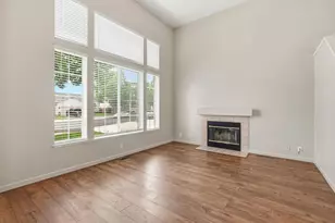 820 C St, Hollister, CA 95023 - Photo 6