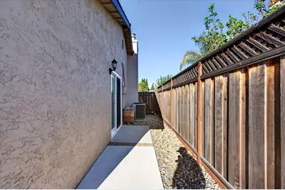 711 Clearview Dr, Hollister, CA 95023 - Photo 16