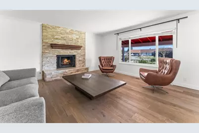 1515 Dias Dr, San Martin, CA 95046 - Photo 6