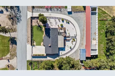 1515 Dias Dr, San Martin, CA 95046 - Photo 36