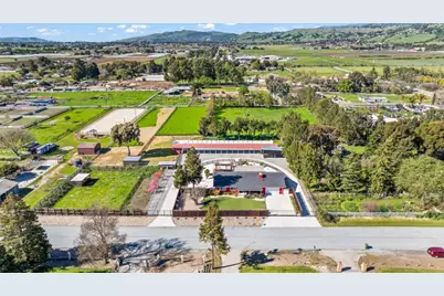 1515 Dias Dr, San Martin, CA 95046 - Photo 34