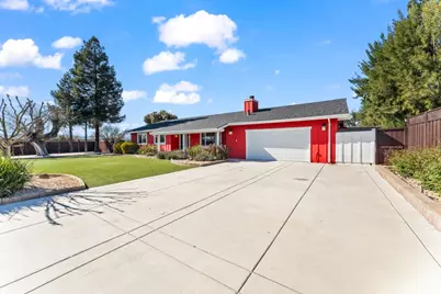 1515 Dias Dr, San Martin, CA 95046 - Photo 2