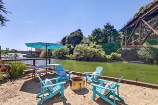 327 Riverview Ave C, Capitola, CA 95010 - Photo 12