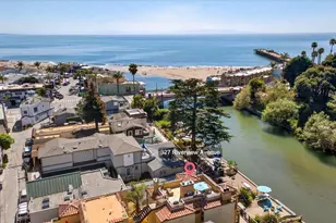 327 Riverview Ave C, Capitola, CA 95010 - Photo 10