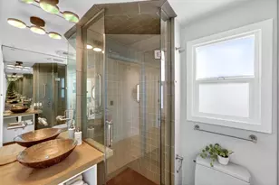 327 Riverview Ave C, Capitola, CA 95010 - Photo 36