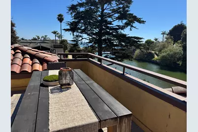 327 Riverview Ave C, Capitola, CA 95010 - Photo 4