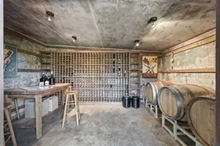 11571 Buena Vista Dr, Los Altos Hills, CA 94022 - Photo 58