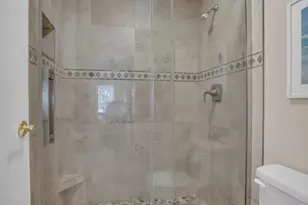 7101 Shelter Creek Ln, San Bruno, CA 94066 - Photo 12