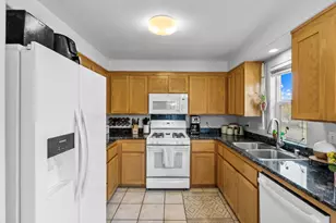 4 Holly Dr C, Freedom, CA 95019 - Photo 8