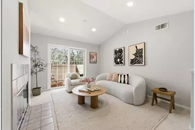 602 Arcadia Ter 305, Sunnyvale, CA 94085 - Photo 2