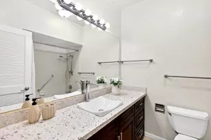 22330 Homestead Rd 214, Cupertino, CA 95014 - Photo 16