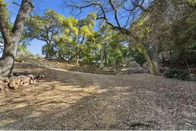 15400 Madrone Hill Rd, Saratoga, CA 95070 - Photo 28