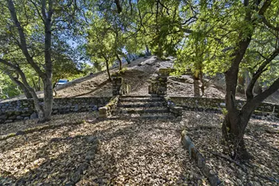 15400 Madrone Hill Rd, Saratoga, CA 95070 - Photo 14