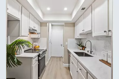 812 Kingfisher Ter, Sunnyvale, CA 94087 - Photo 10