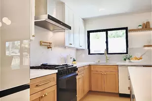 1177 Whitehall Ave, San Jose, CA 95128 - Photo 14