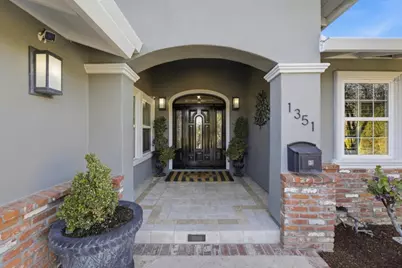 1351 Robsheal Dr, San Jose, CA 95125 - Photo 4