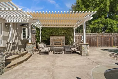 1434 Capri Dr, Campbell, CA 95008 - Photo 36